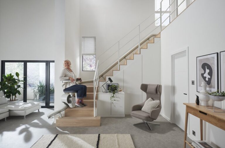 Flow X Stair Lift Wide15