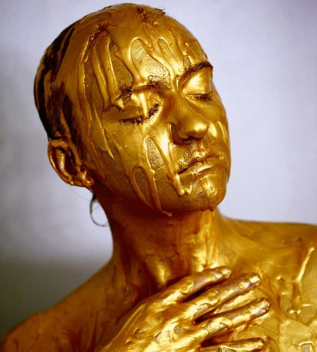 There's gold all around... and even inside of us!