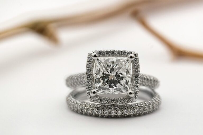 Unveiling the Brilliance: Lab-Grown vs. Natural Diamond